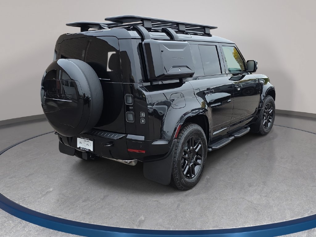 New 2026 Land Rover Defender 110 X-Dynamic SE AWD/4WD image 5