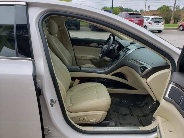Used 2015 Lincoln MKZ w/ Equipment Group 102A Reserve FWD image 18