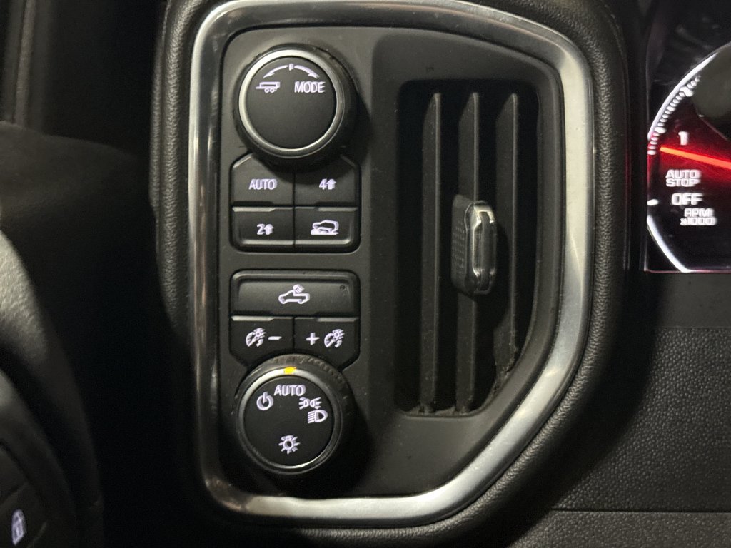 Used 2020 Chevrolet Silverado 1500 LT w/ All-Star Edition AWD/4WD image 18