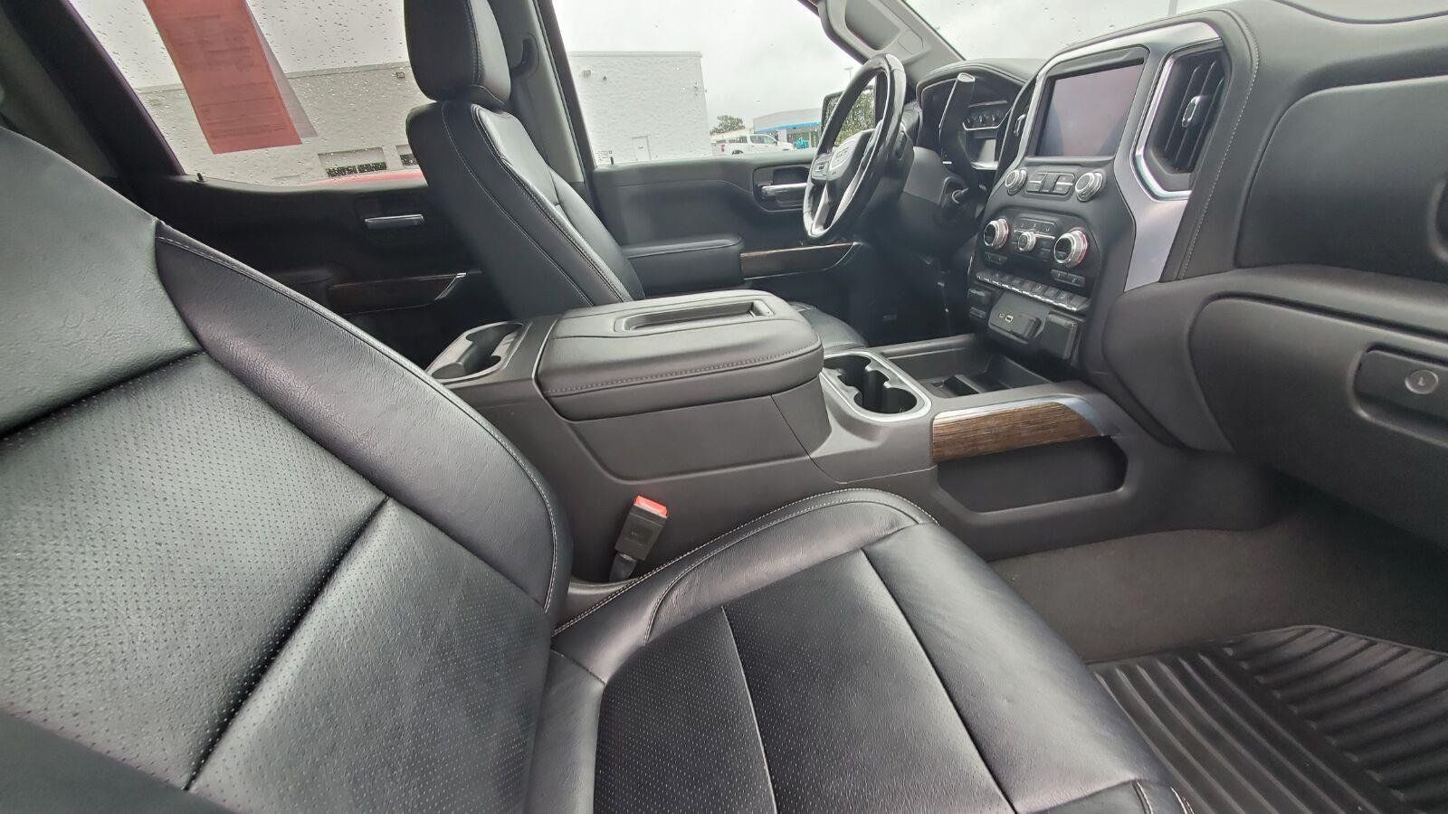 Used 2020 GMC Sierra 1500 Elevation w/ Elevation Value Package AWD/4WD image 4