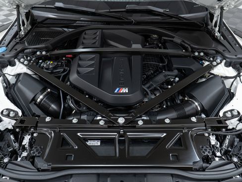 Used 2023 BMW M3 w/ M Carbon Exterior Package RWD image 9