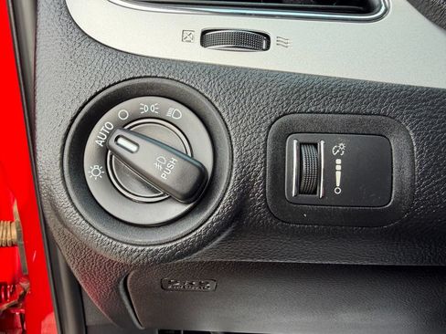 Used 2019 Dodge Journey SE w/ Premium Group FWD image 10
