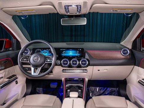 Certified 2023 Mercedes-Benz GLA 250 4MATIC image 14