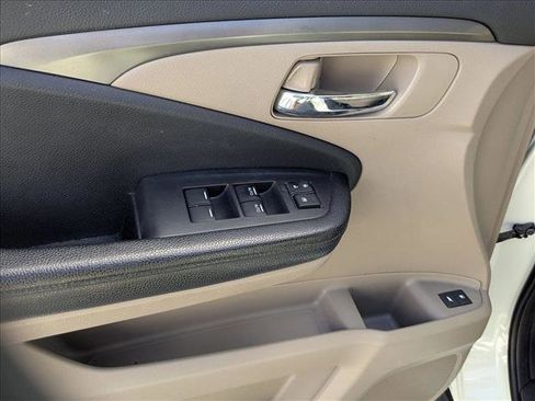 Used 2016 Honda Pilot EX-L image 6