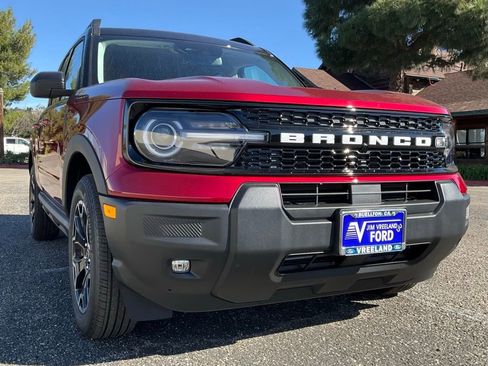 New 2025 Ford Bronco Sport Outer Banks AWD/4WD image 63