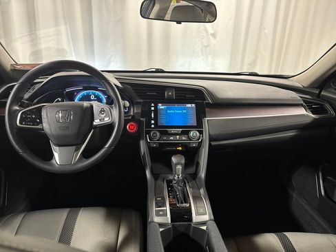 Certified 2017 Honda Civic EX-T image 4