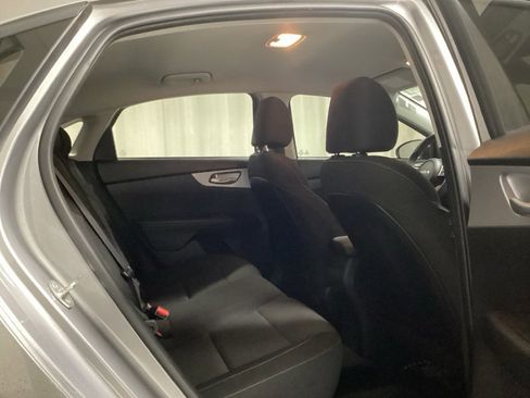 Used 2023 Kia Forte LXS w/ LXS Technology Package image 10