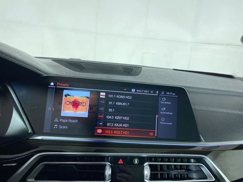 Used 2020 BMW X5 xDrive50i w/ Executive Package image 18