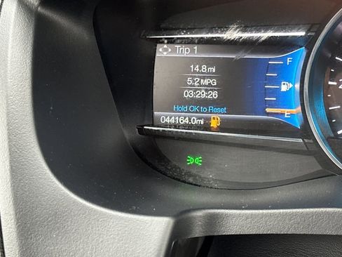 Used 2018 Ford Explorer XLT w/ Equipment Group 202A image 28