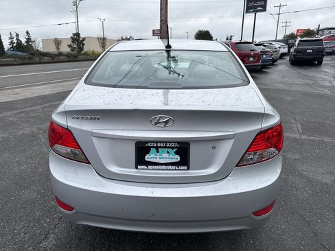 Used 2013 Hyundai Accent GLS image 4