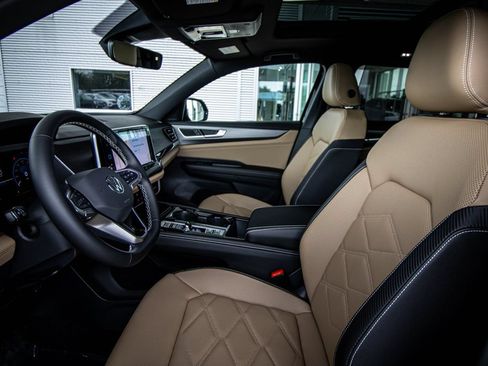 New 2026 Volkswagen Atlas Cross Sport SE FWD image 27