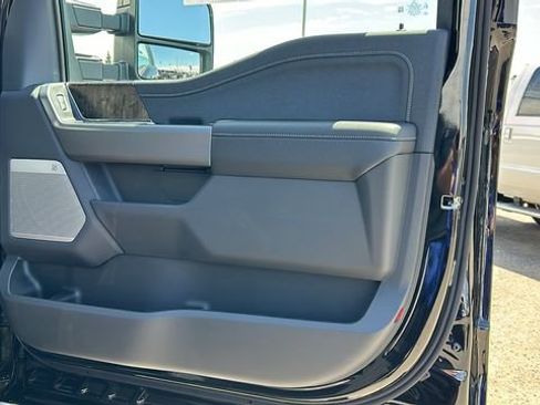New 2025 Ford F250 Lariat w/ Lariat Ultimate Package image 10