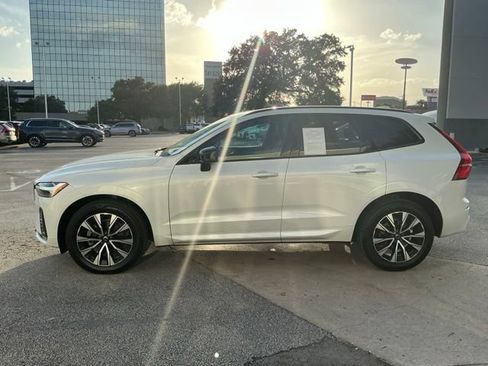Certified 2024 Volvo XC60 B5 Core w/ Protection Package Premier AWD/4WD image 4