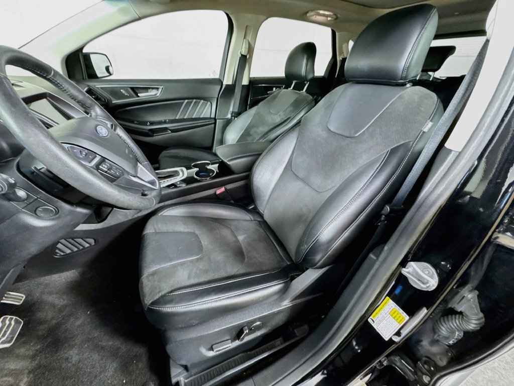 Used 2018 Ford Edge Sport w/ Equipment Group 401A AWD/4WD image 25
