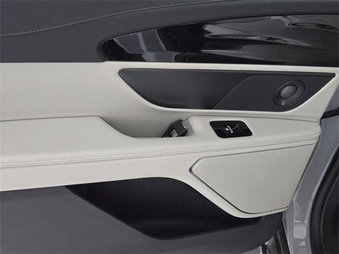 New 2026 Lincoln Nautilus Reserve w/ Jet Appearance Package image 21