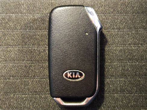 Used 2020 Kia Soul GT-Line w/ GT 2.0L Power Sunroof Package FWD image 32