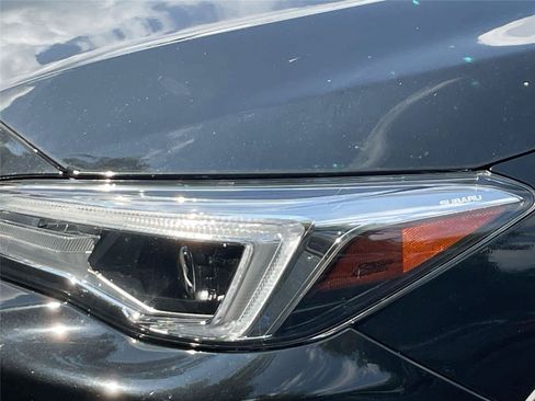 Used 2021 Subaru Crosstrek 2.5i Limited w/ Moonroof Package 2 AWD/4WD image 9