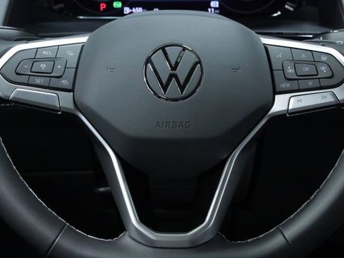 New 2026 Volkswagen Atlas Cross Sport SE FWD image 13
