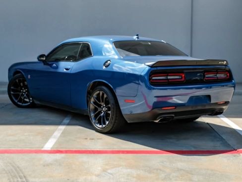 Used 2020 Dodge Challenger R/T Scat Pack RWD image 13
