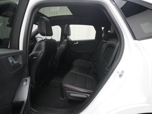 Used 2024 Ford Escape ST-Line w/ Tech Pack #1 AWD/4WD image 16