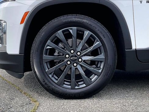 Used 2023 Chevrolet Traverse RS w/ LPO, Floor Liner Package AWD/4WD image 7