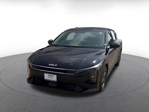 Used 2025 Kia K4 LXS FWD image 8