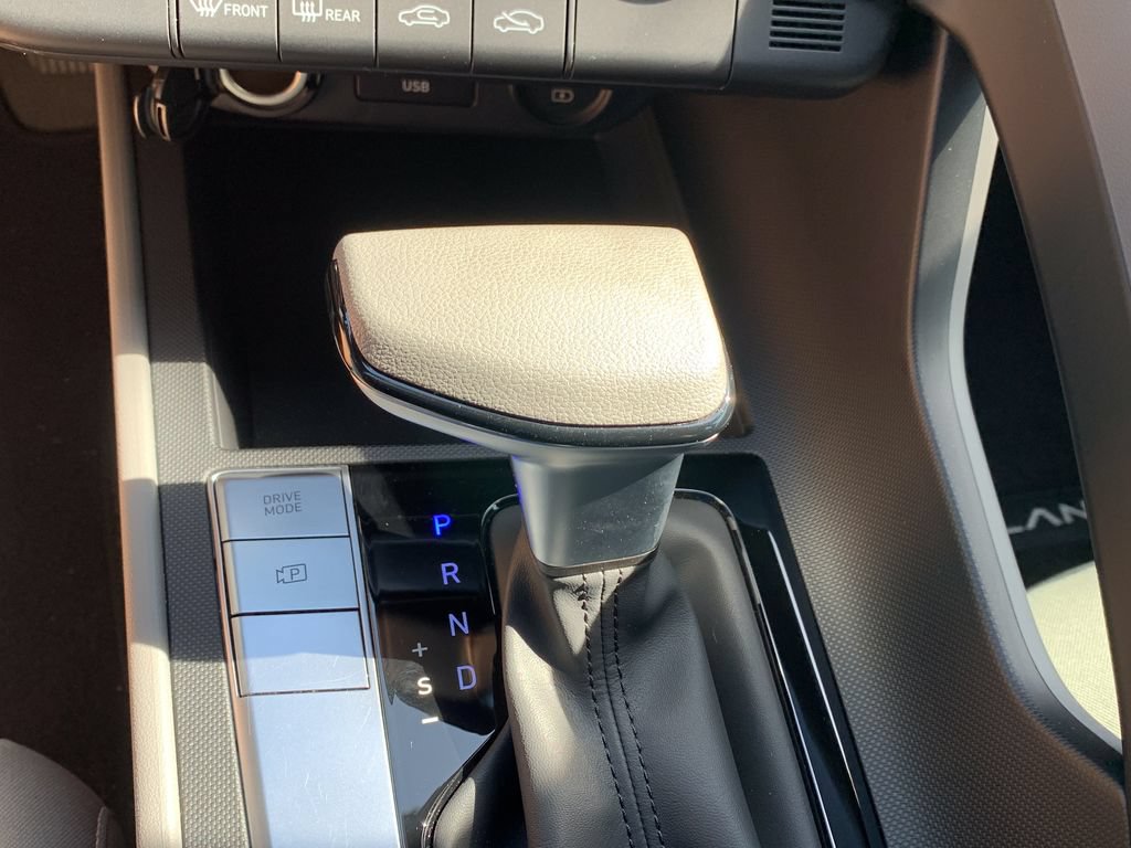 Certified 2023 Hyundai Elantra SEL FWD image 34