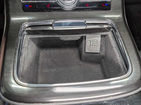 Used 2022 Lincoln Nautilus AWD w/ Premium Package image 28