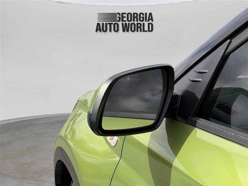Used 2022 Hyundai Venue SE FWD image 7
