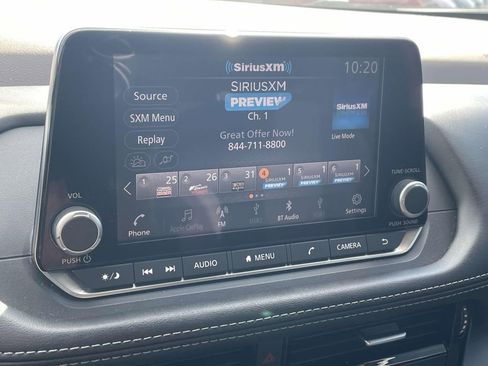 Used 2021 Nissan Rogue SV image 17