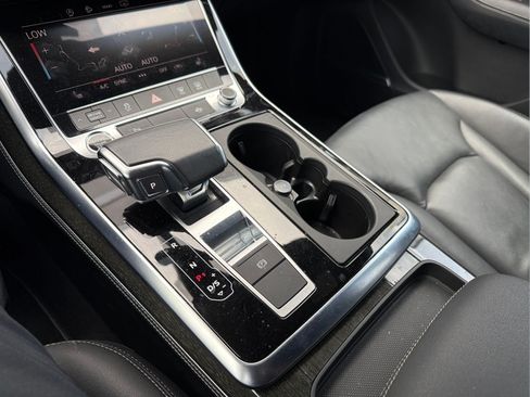 Used 2025 Audi Q7 3.0T Premium Plus AWD/4WD image 21