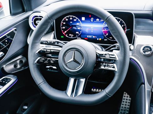 New 2026 Mercedes-Benz GLC 300 4MATIC image 13
