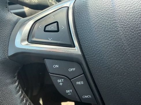 Used 2020 Ford Edge SEL w/ Convenience Package FWD image 29
