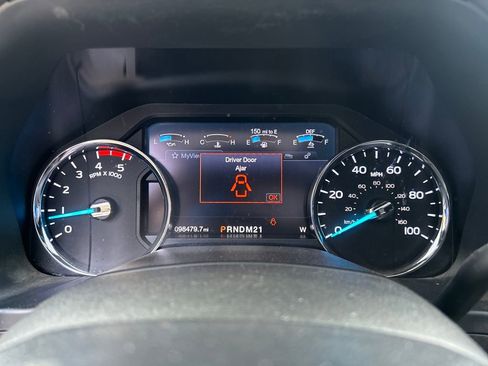 Used 2019 Ford F250 Platinum w/ Platinum Ultimate Package image 16