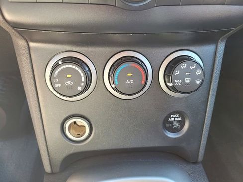 Used 2009 Nissan Rogue S image 21