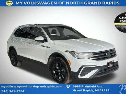 Used 2024 Volkswagen Tiguan SE