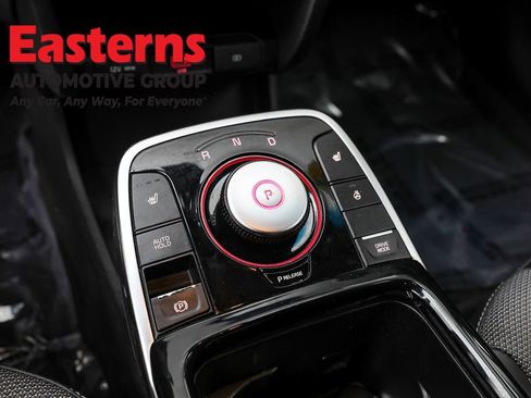 Used 2021 Kia Niro EX w/ Cold Weather Package image 13