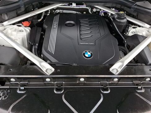 Used 2023 BMW X5 xDrive40i w/ Premium Package AWD/4WD image 29