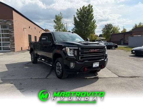 Used 2022 GMC Sierra 3500 AT4 AWD/4WD image 1