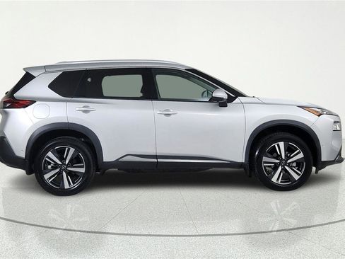 Used 2023 Nissan Rogue SL w/ SL Premium Package FWD image 6