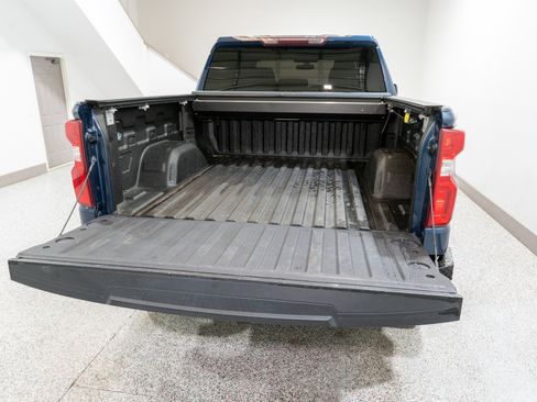 Used 2021 Chevrolet Silverado 1500 Custom Trail Boss image 12