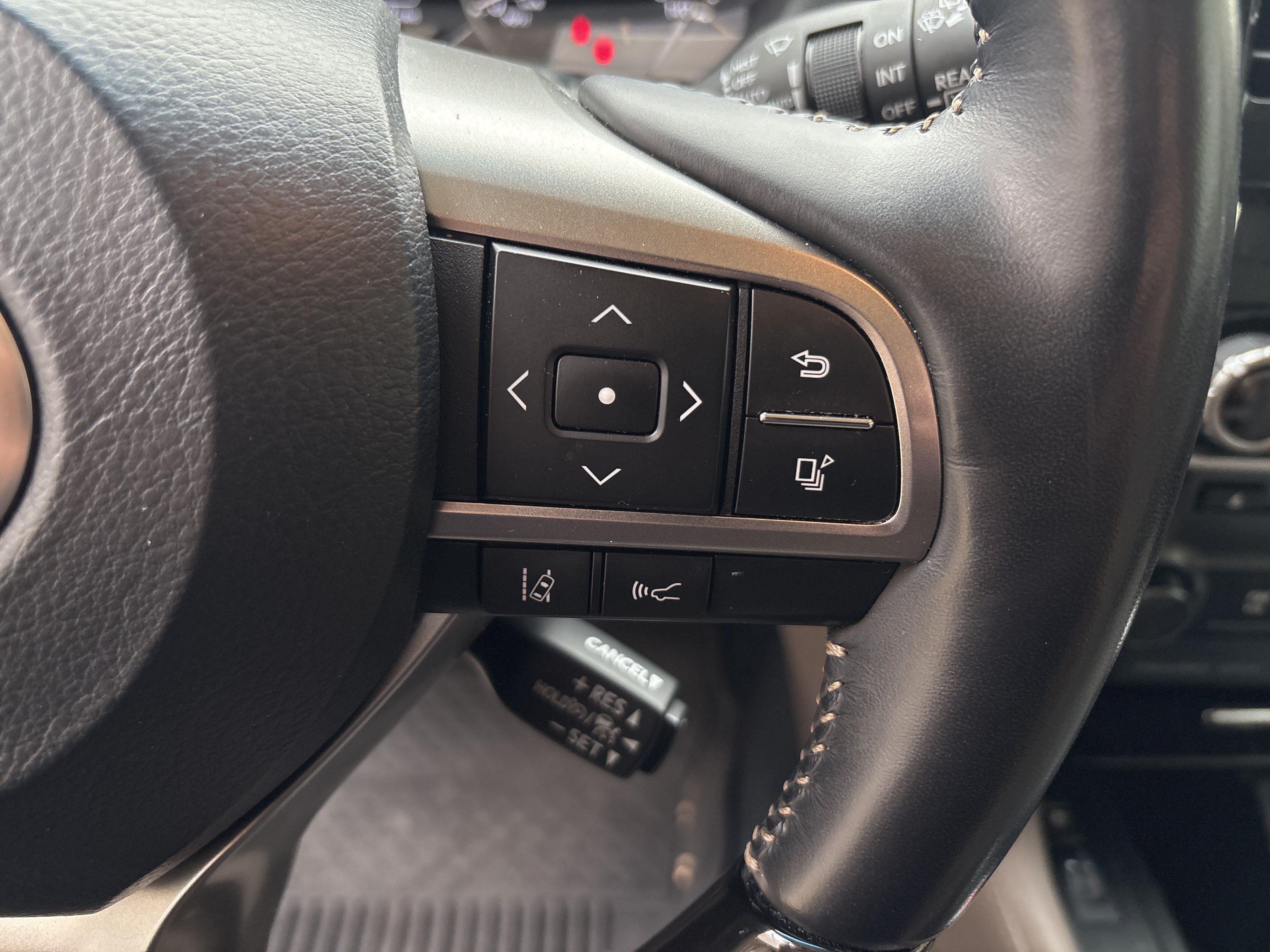 Used 2023 Lexus GX 460 Premium AWD/4WD image 20