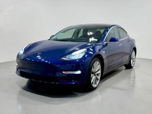 Used 2019 Tesla Model 3 Standard Range Plus RWD image 5