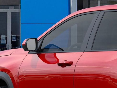 New 2026 Chevrolet Equinox LT w/ Safety and Technology Package image 12