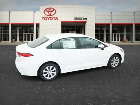New 2026 Toyota Corolla LE image 5