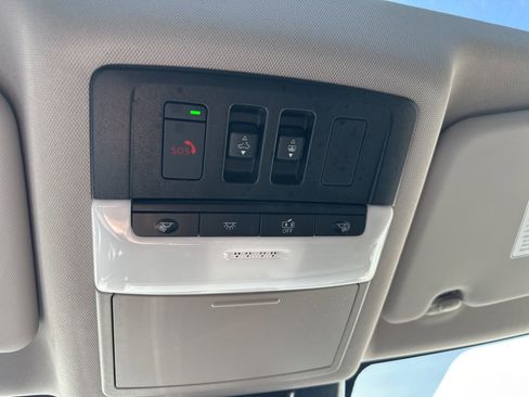 Used 2024 Nissan Rogue Platinum w/ Platinum Premium Package image 65