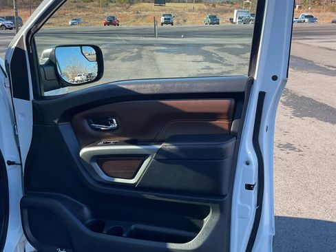 Used 2019 Nissan Titan Platinum Reserve w/ Platinum Utility Package image 44