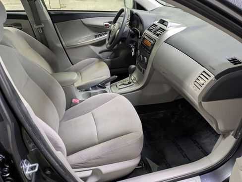 Used 2012 Toyota Corolla LE image 18