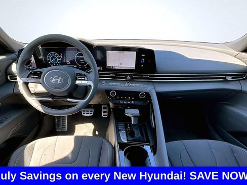 New 2026 Hyundai Elantra SEL FWD image 6