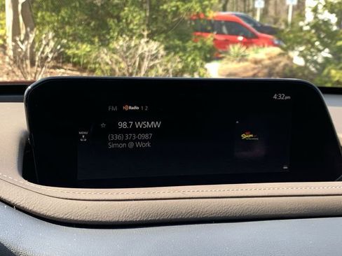 Used 2022 MAZDA CX-30 AWD 2.5 S w/ Premium Package image 24